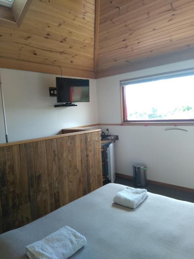 Cherry Top Farmstay - Boutique Eco Village Lilydale Екстериор снимка