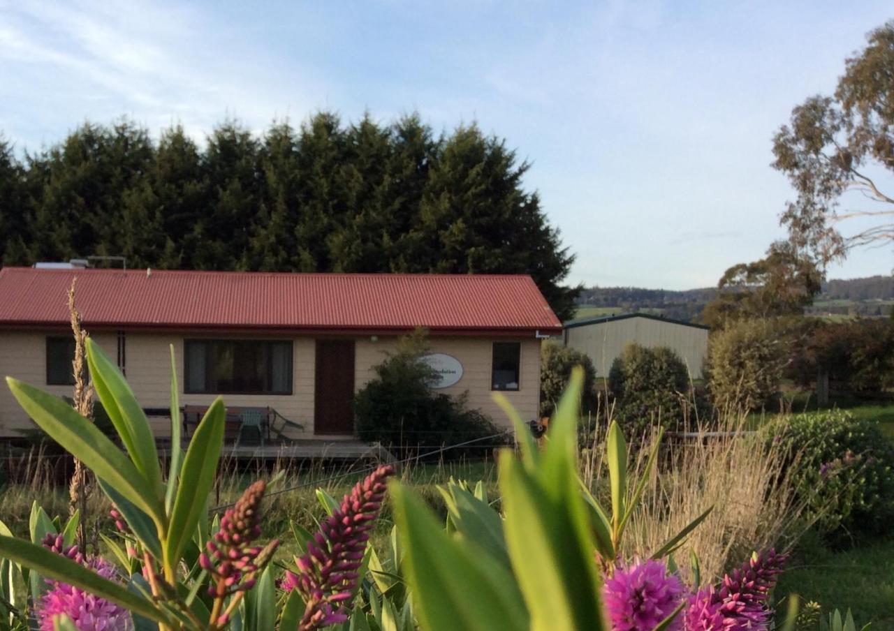 Cherry Top Farmstay - Boutique Eco Village Lilydale Екстериор снимка